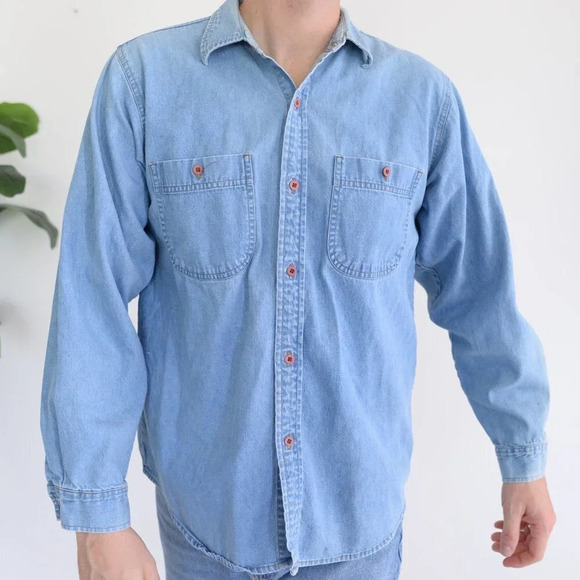 Loony Tunes	Vintage Chambray Collared Button Down Denim  Shirt Jean ~Blue~Medium - Picture 2 of 16